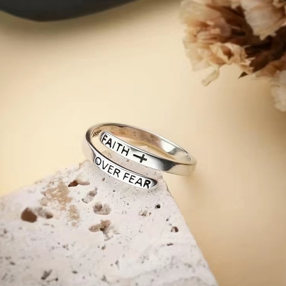 Faith Over Fear Silver Wrap Ring - Picture 5 of 8